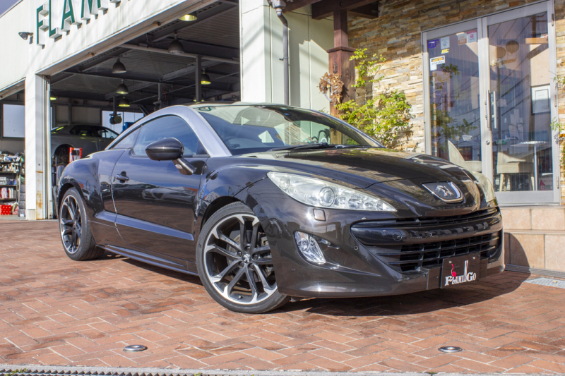 プジョー RCZ ブラウンストーン 中古車 情報 | フラミンゴ クゥオーレ